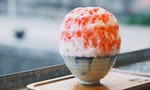 在雪白冰體上淋下鮮豔的人造糖漿：在刨冰中窺見傳承千年的日本美學意識