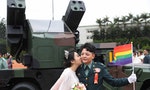 同婚專法通過後，台灣第一次有2對同婚新人參加「陸軍聯合婚禮」
