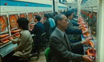 抱著對電影的幻想來到東京，卻只能迷失於城市的光影與變態之中：《尋找小津》