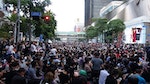 抗議人士集結曼谷鬧區路口