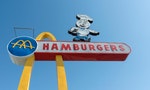 大麥克本來應該叫做「貴族堡」或「藍絲帶」：關於麥當勞漢堡的有趣故事
