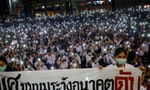不滿憲法法院解散未來前進黨，泰國大學生抗議浪潮遍地開花