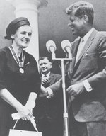 弗朗西絲與美國第三十五任總統約翰．Ｆ．甘迺迪