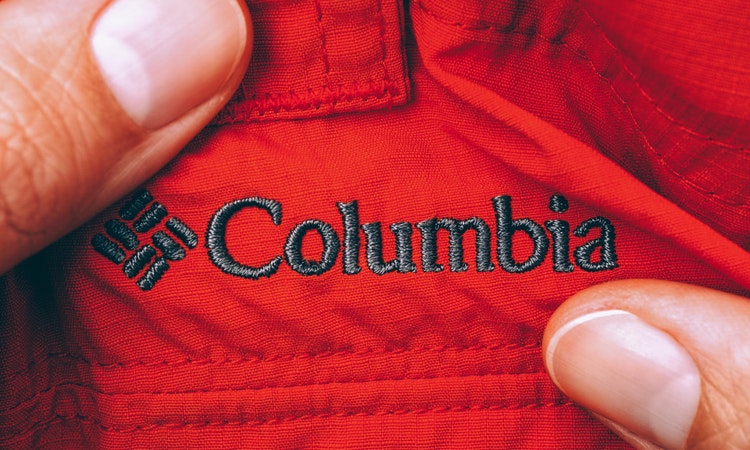 做一件能陪你上山下海的外套：Columbia的故事，要從一家小小的雨帽公司說起