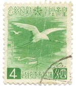 飛在船桅上方的滿洲鶴。（1940年）