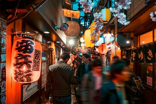 居酒屋兵法全攻略 上 居酒屋是一邊沈澱心靈 一邊品飲人生的地方 The News Lens 關鍵評論網