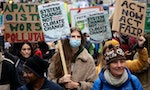 「環保少女」批COP26峰會失敗，10萬人上街要求各國領袖加速應對氣候變遷