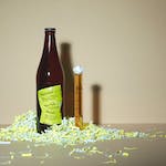 酉鬼啤酒-02-B-商品獨照-Saison泡在夏朵內卡本內以及波特裡面