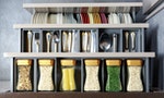 《收納盒的N＋1種整理術》：廚房收納的核心是「把空間細分成很多小格子」