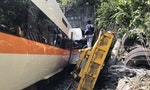 為什麼事故現場有工程車滑落？台鐵太魯閣號釀悲劇的關鍵疑點