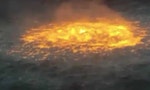 墨西哥灣海底天然氣管線外洩，海面湧現「火眼」狂燒5小時
