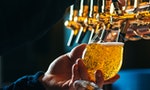 拉格啤酒，人類智慧史上最偉大的發明：下午三點開一瓶，隨便幹什麼都很起勁
