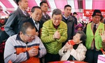 媒體爆陳建仁去年低調加入民進黨，將成綠營布局台北市長選戰的「活棋」