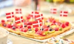 用Georg Jensen純銀餐具裝超市馬鈴薯沙拉，丹麥人請吃飯這樣展現他們的「B格」