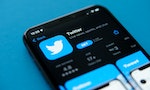 馬斯克指控Apple威脅下架Twitter，辦投票要求公開審查機制並揚言自行生產替代手機
