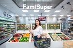 圖說、「全家」板橋廣榮店結合FamiSuper選品超市店，滿足家戶型生鮮採購需求