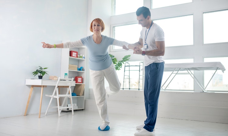 《一輩子受用的腳部健護指南》：「老化從腰腿開始」，但光靠「健走」是沒辦法充分鍛鍊雙腳的