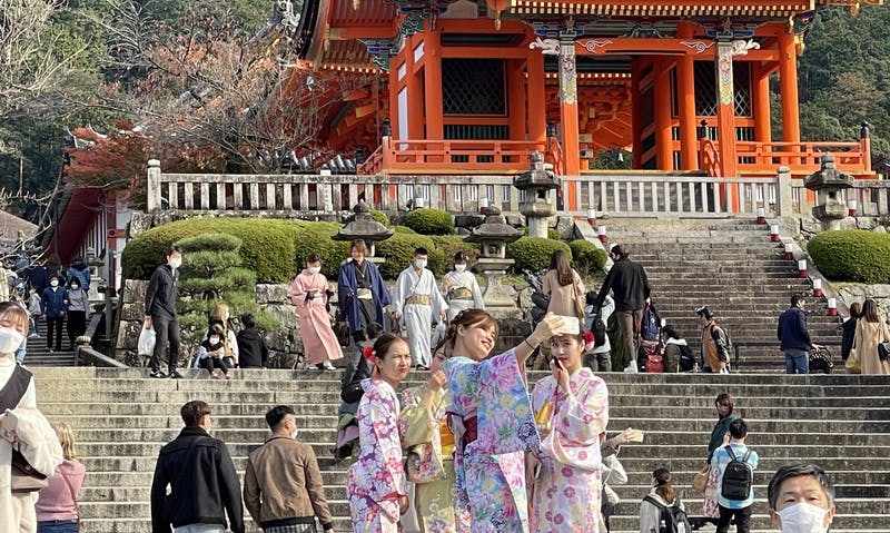 日本開放實驗團入境旅遊：觀光廳證實有1名遊客染疫、台灣「出團」禁令仍未解除
