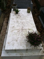 Merleau-Ponty's_grave