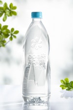 bonaqua怡漾_圖1__可口可樂公司首創「bonaqua怡漾」單瓶販售無標籤