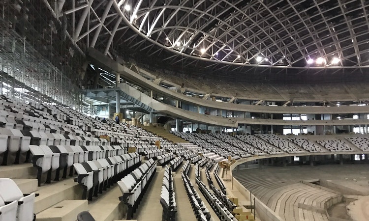 台北大巨蛋採「黑白灰」座椅營造滿場觀眾錯覺，議員憂：影響棒球選手判斷，未來如何爭取國際賽？