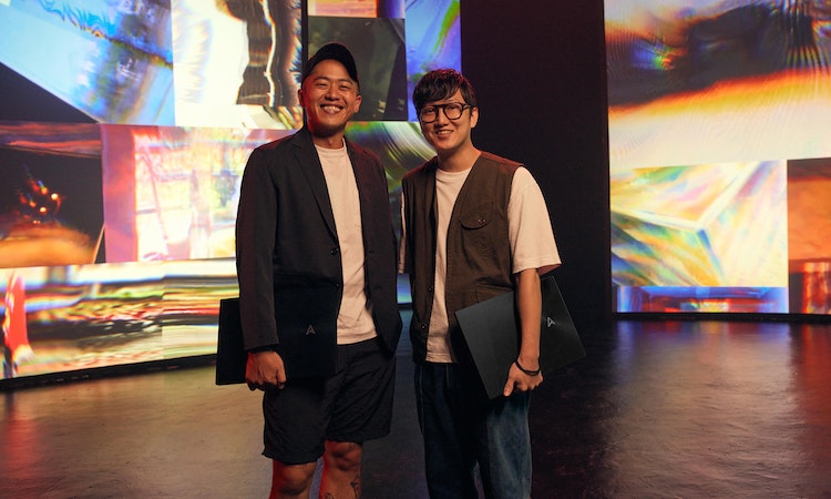 從初次相遇，到不可或缺——金獎導演許智彥、音樂製作人余佳倫，以及他們的ASUS Zenbook Pro 16X OLED