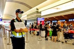 海外高薪打工詐騙多  航警局機場加強宣導