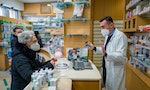 中國搶藥＋俄烏戰爭，流感和COVID-19雙重襲擊的義大利陷入藥品短缺危機