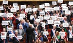 法國政府驚險挺過不信任案，退休制度改革法案幾乎可視為通過，相關爭議一次看
