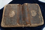 500年歷史手抄古蘭經  破損嚴重