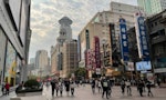 中國經濟陷衰退，網文「上海搞成這樣很難過」引熱議，政府急扶民企難解投資者疑慮