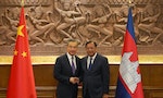 南海爭端再起，中國外長王毅訪星馬柬能鞏固與東協關係嗎？